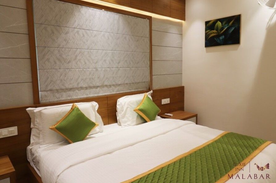 LUXIE INN MALABAR Two Bedroom Apartment 5