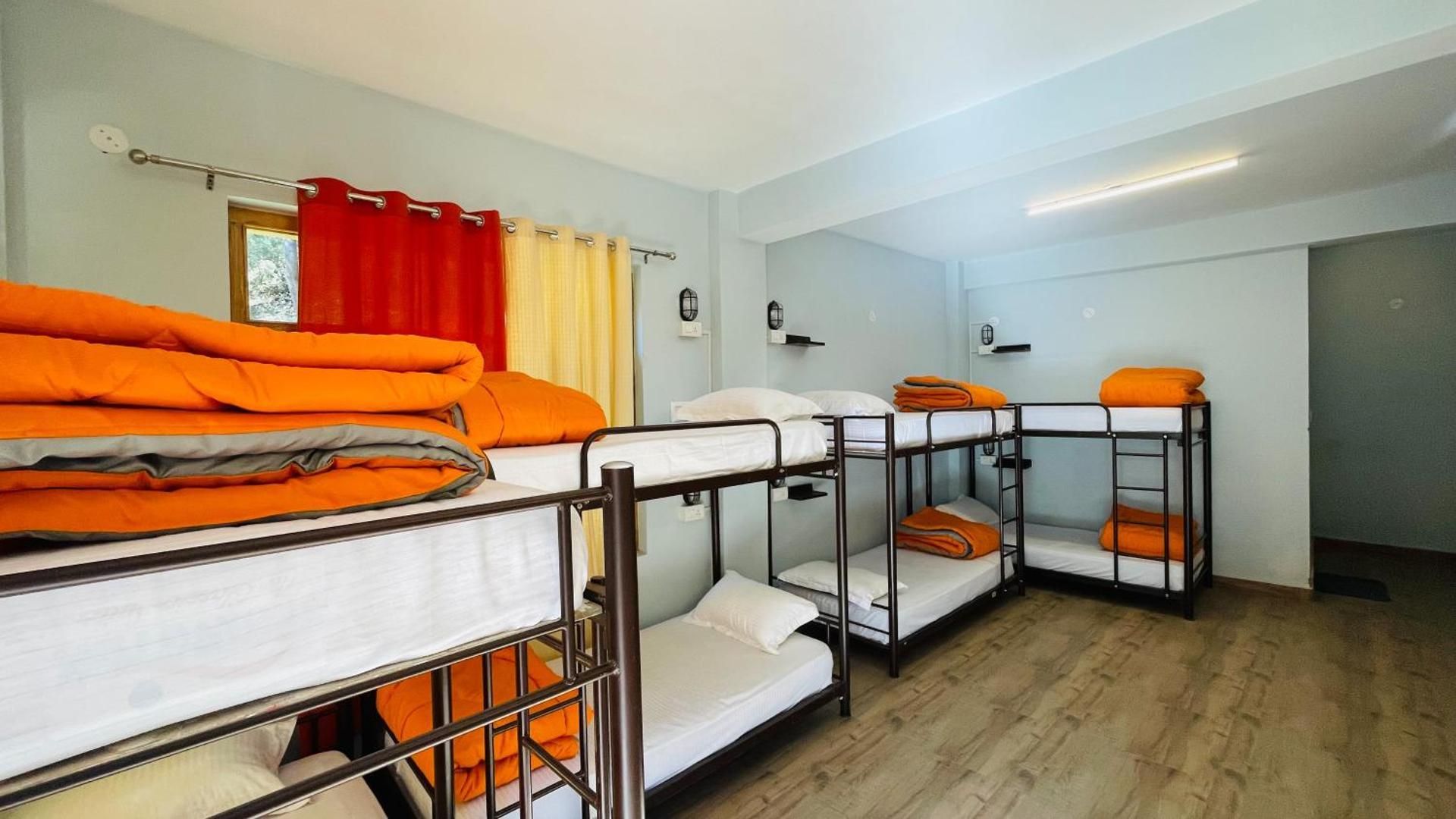 Bed in 8-Bed Mixed Dormitory Room