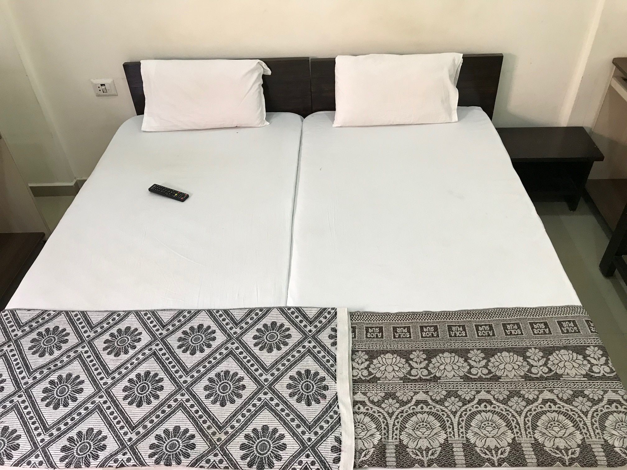 VRP Guest House Non att-bath double bed room(MALE ONLY) 2