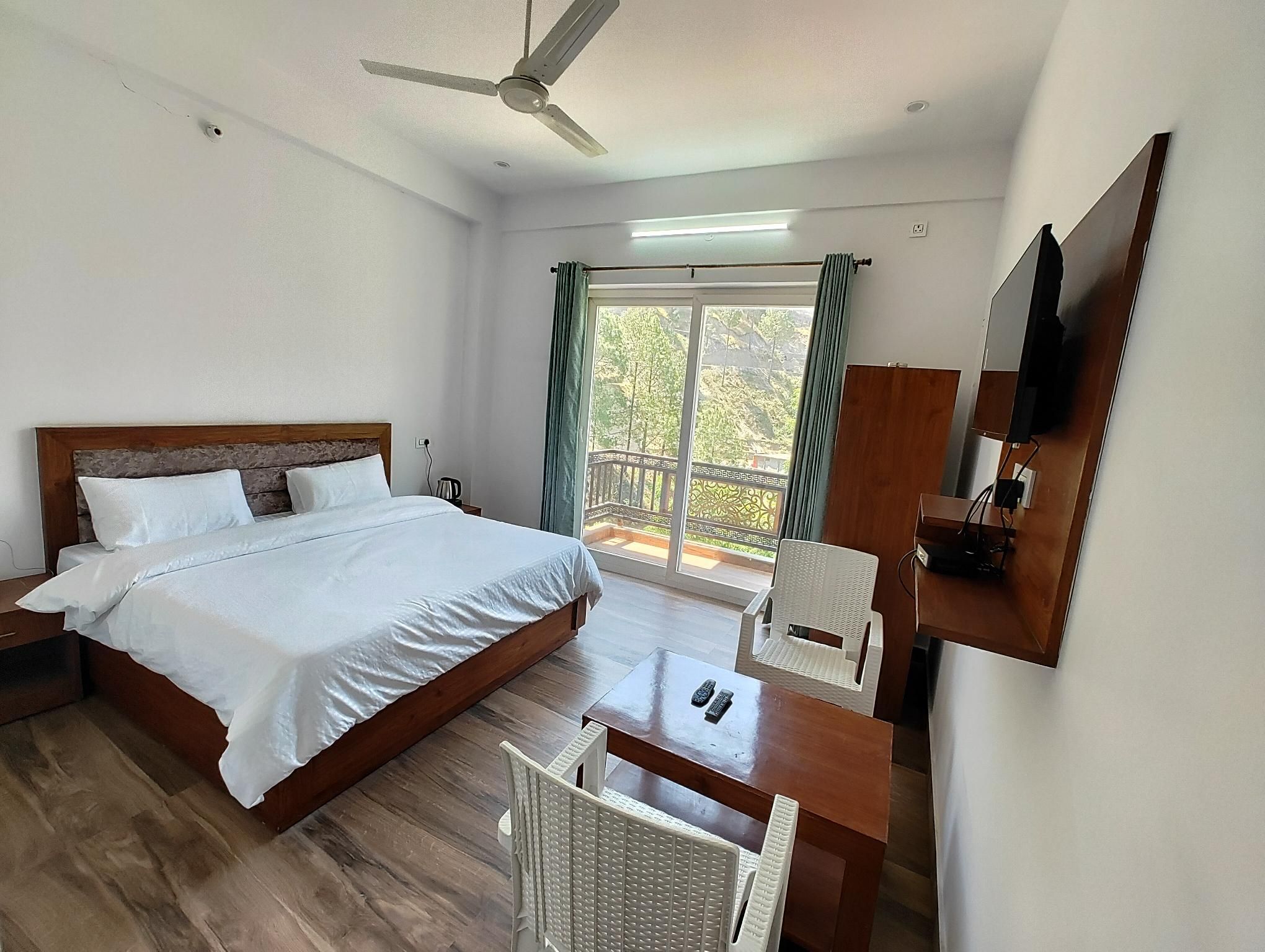 Valley View Double Room