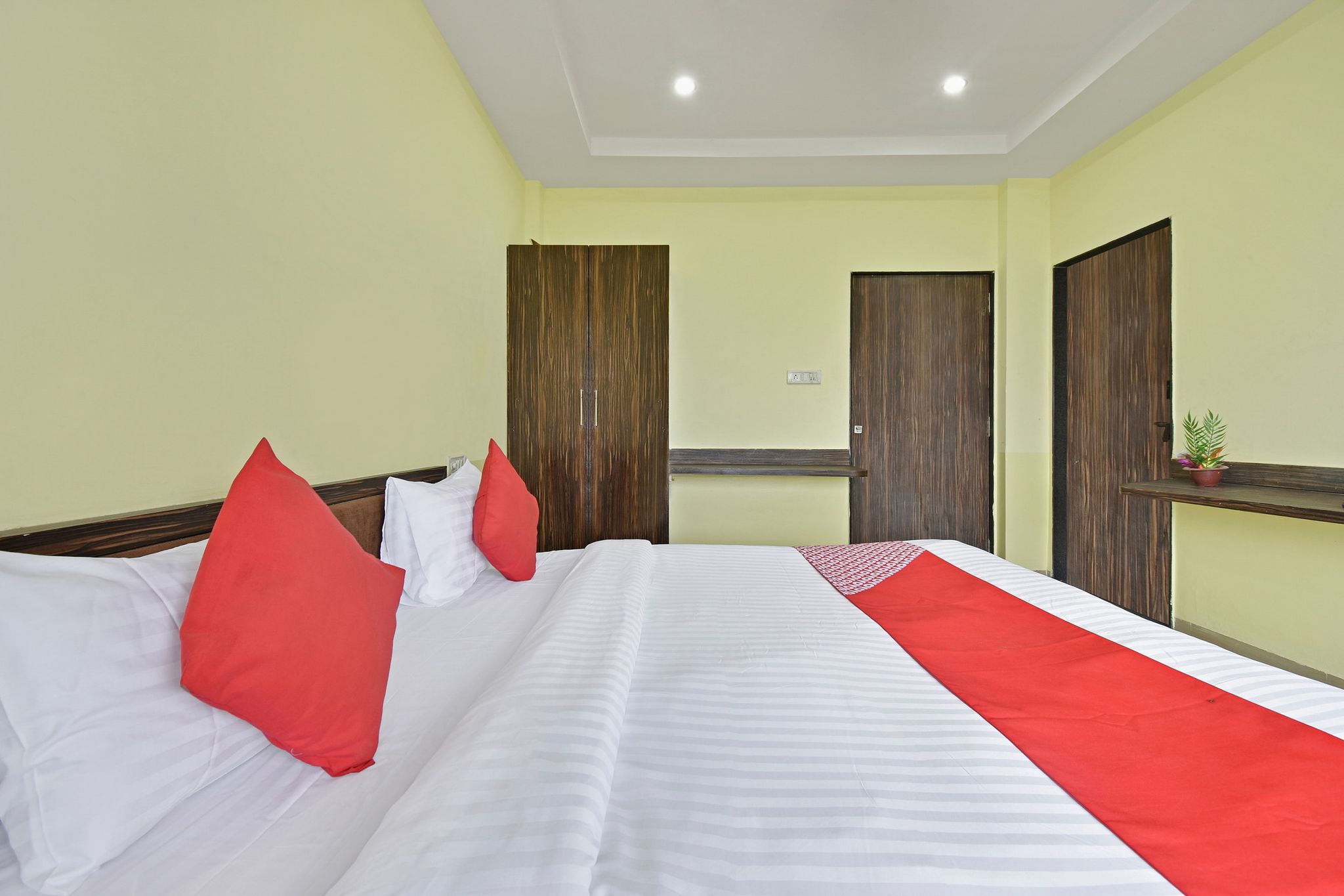 Hotel O Vivek Executive Classic 12