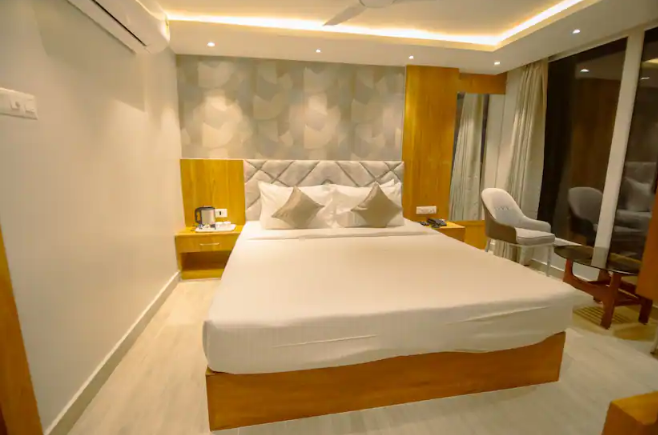 Hotel Teesta Stays, Kolkata Deluxe Room