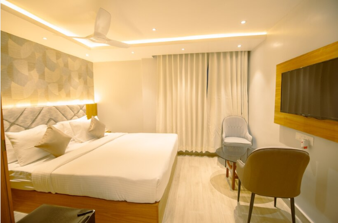 Hotel Teesta Stays, Kolkata Deluxe Room 8