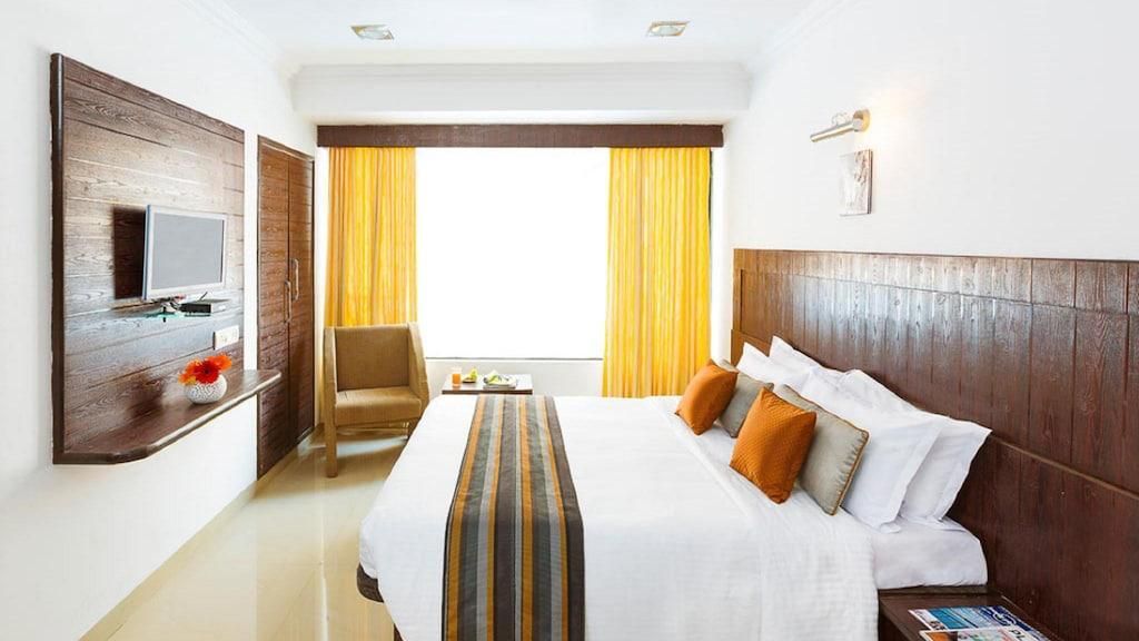 super deluxe air conditioining room