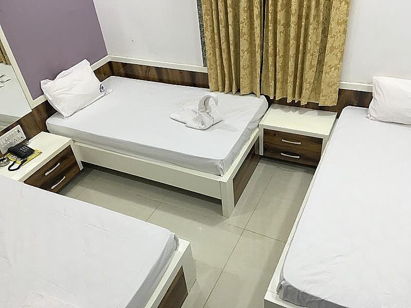 Gem Palace Standard Triple