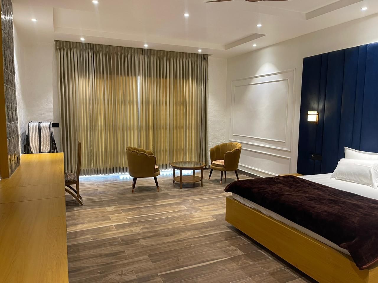 King Room