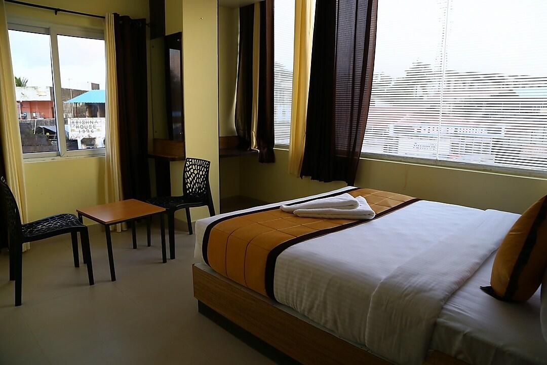 Super Deluxe Room