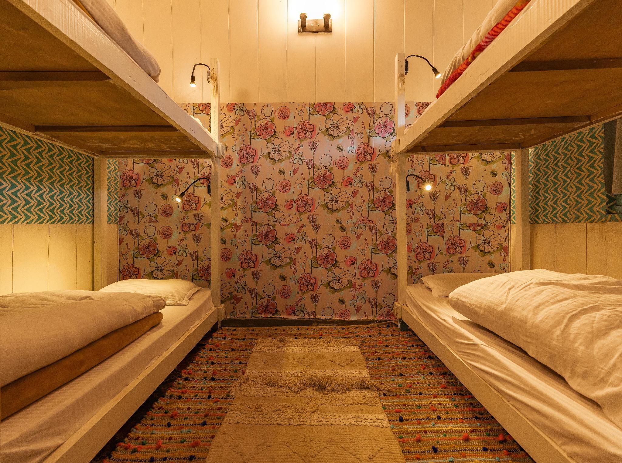 4 Bed Mix Dormitory