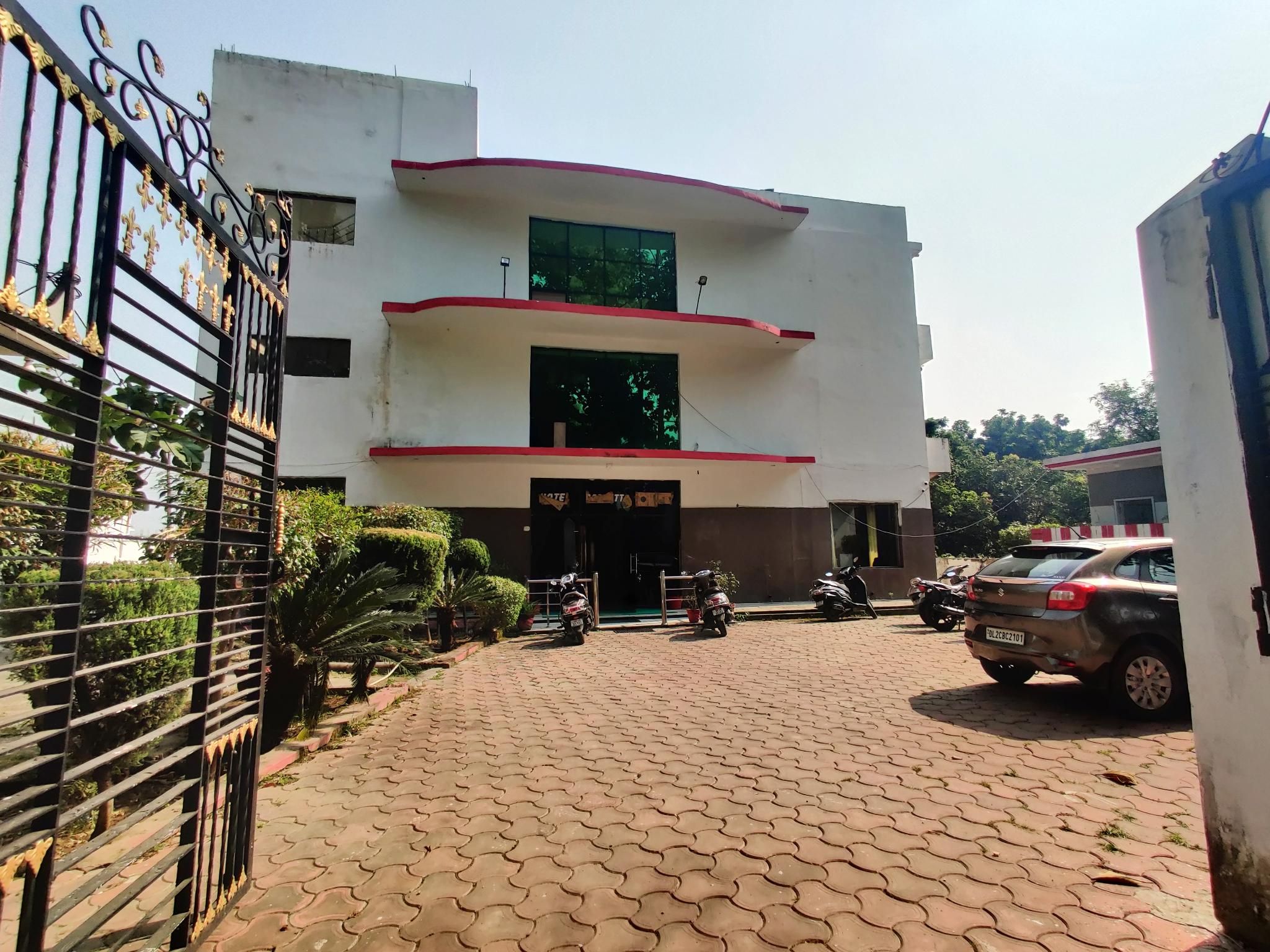 Hotel the Corbett Vansh