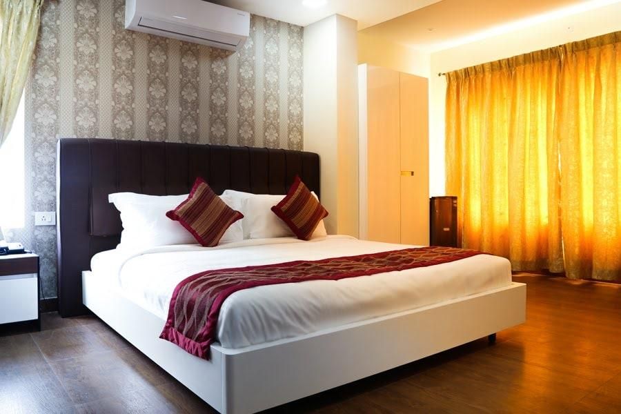 Executive City View King Room 