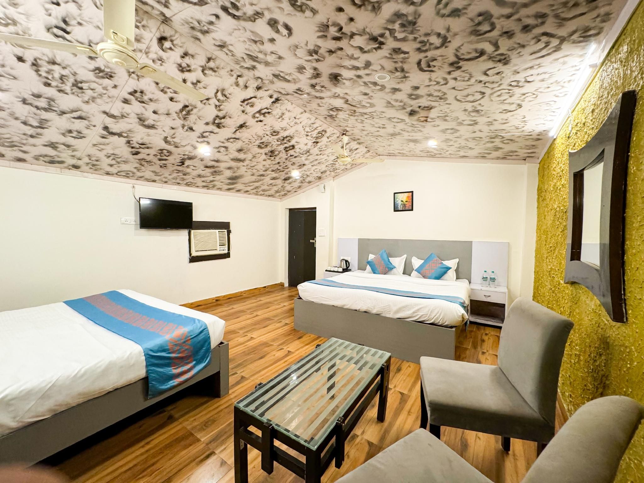 Quadruple Suite