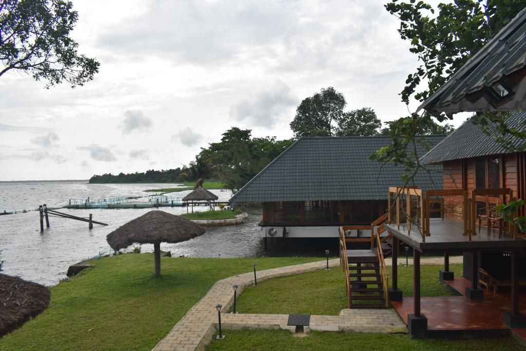 Superior Lake View Room