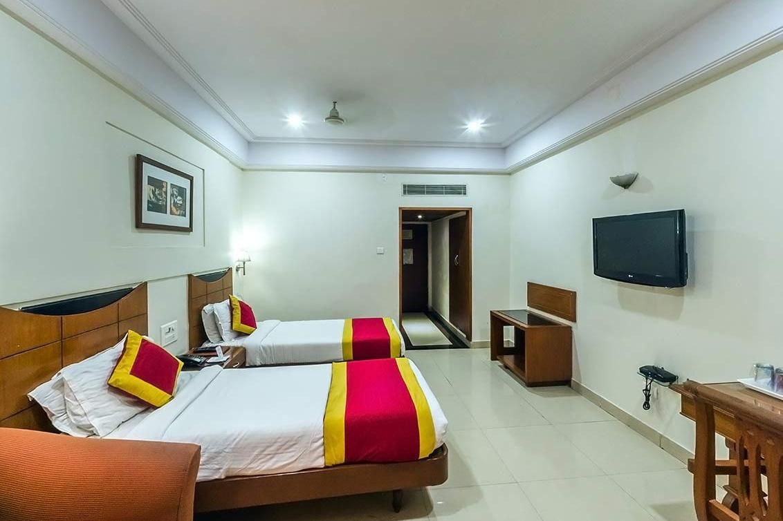 Hotel Swarna Palace