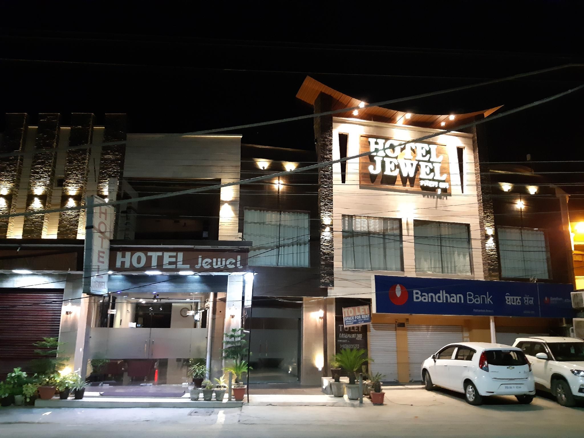 Hotel Jewel 