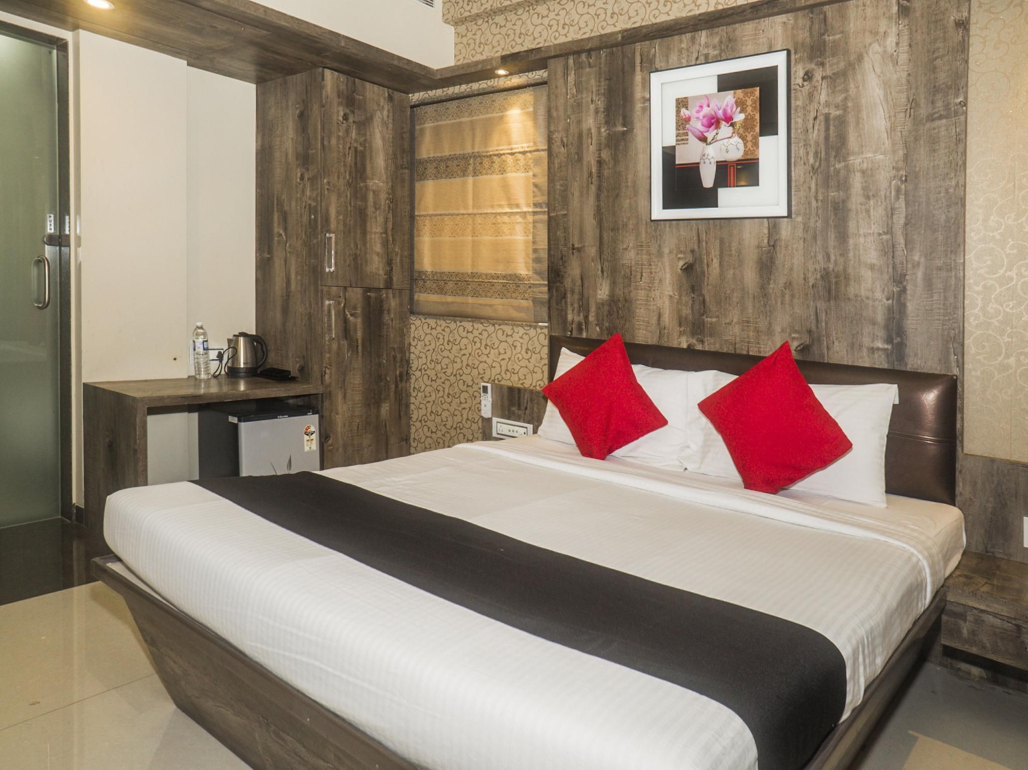 Standard Suite - India Citizens Only