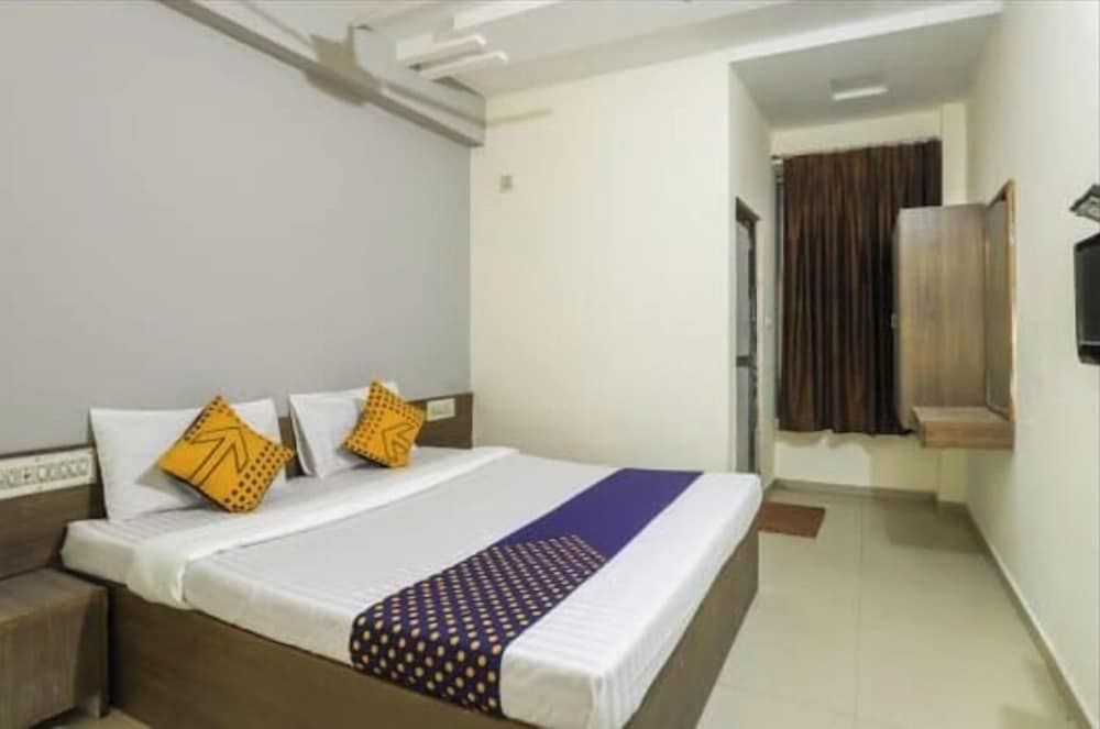 HOTEL DIVYA PALACE Standard Room 3