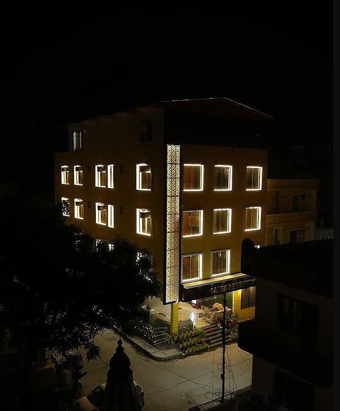 83e2413cd355401fc9191eb6c7140046_proc