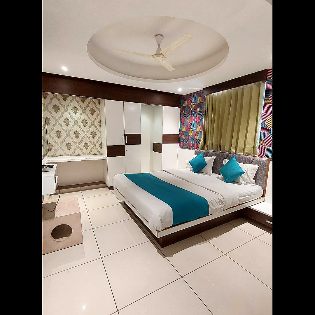 Super Deluxe AC Room