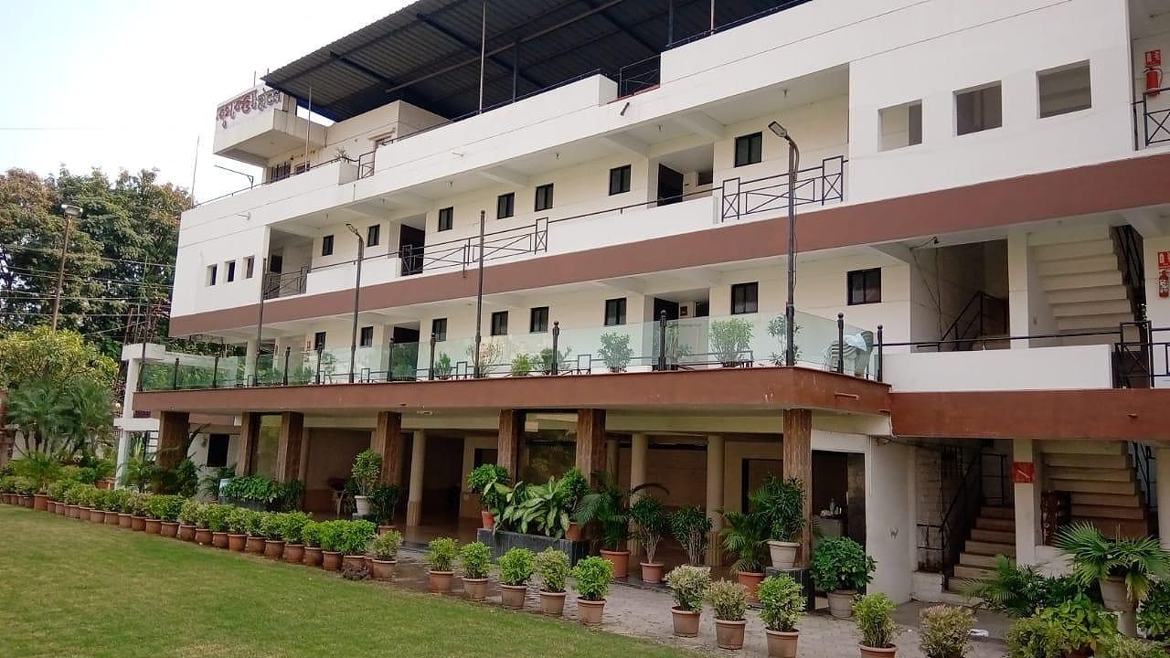 Hotel Kanha