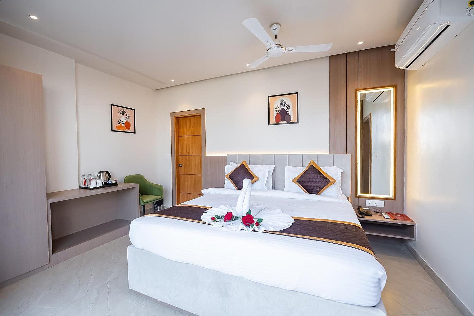 DEV RESIDENCY ( A UNIT OF THE ELEGANCE ) Standard Room