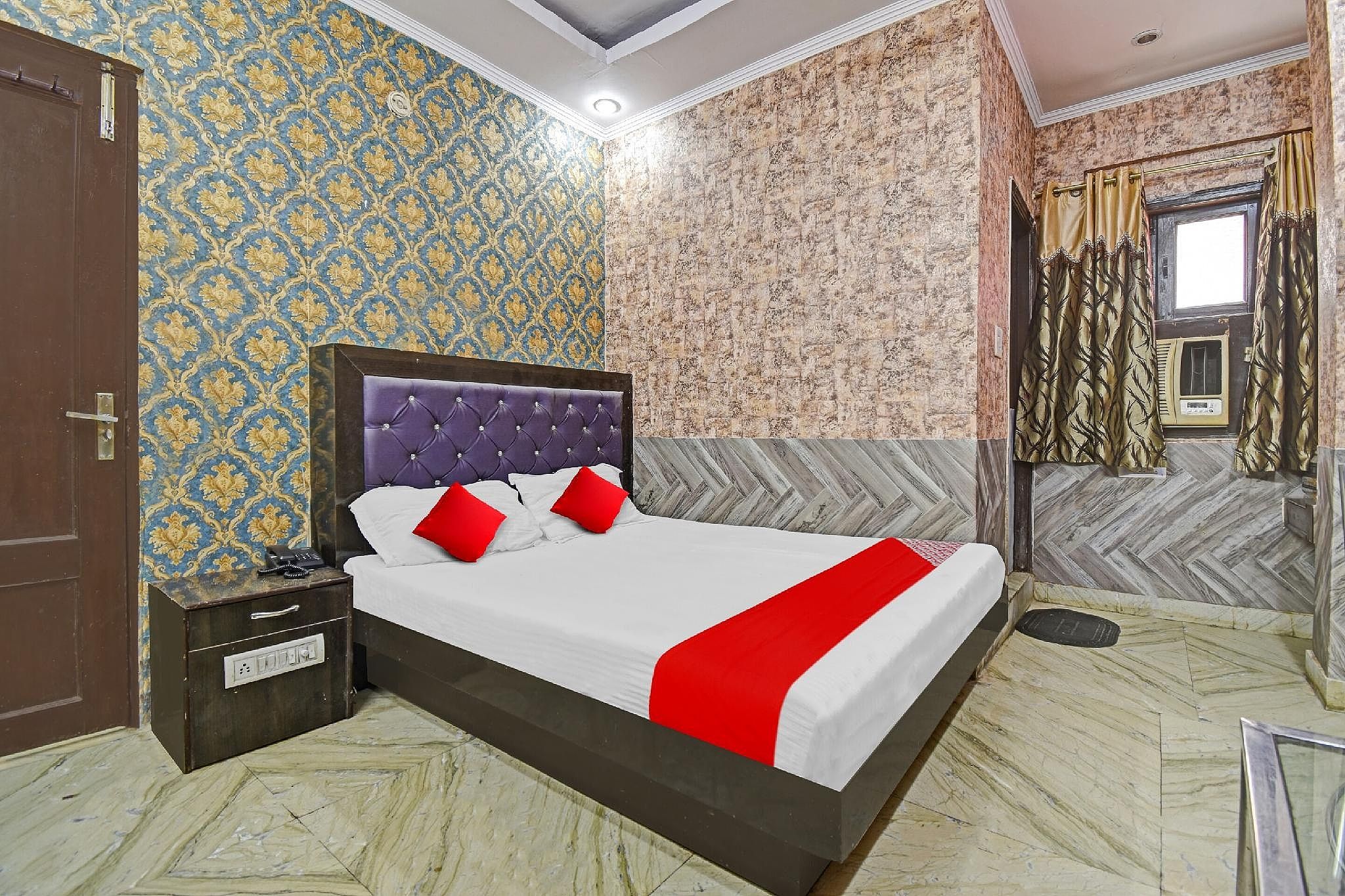 OYO Flagship 80919 Hotel Vinayaka Inn Near Gurudwara Shri Bangla Sahib Classic Double or Twin