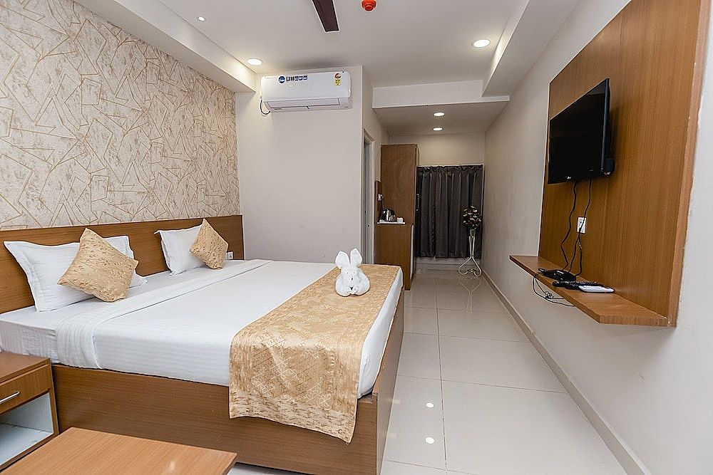 Rosewood Luxury Hotel Deluxe Studio 3