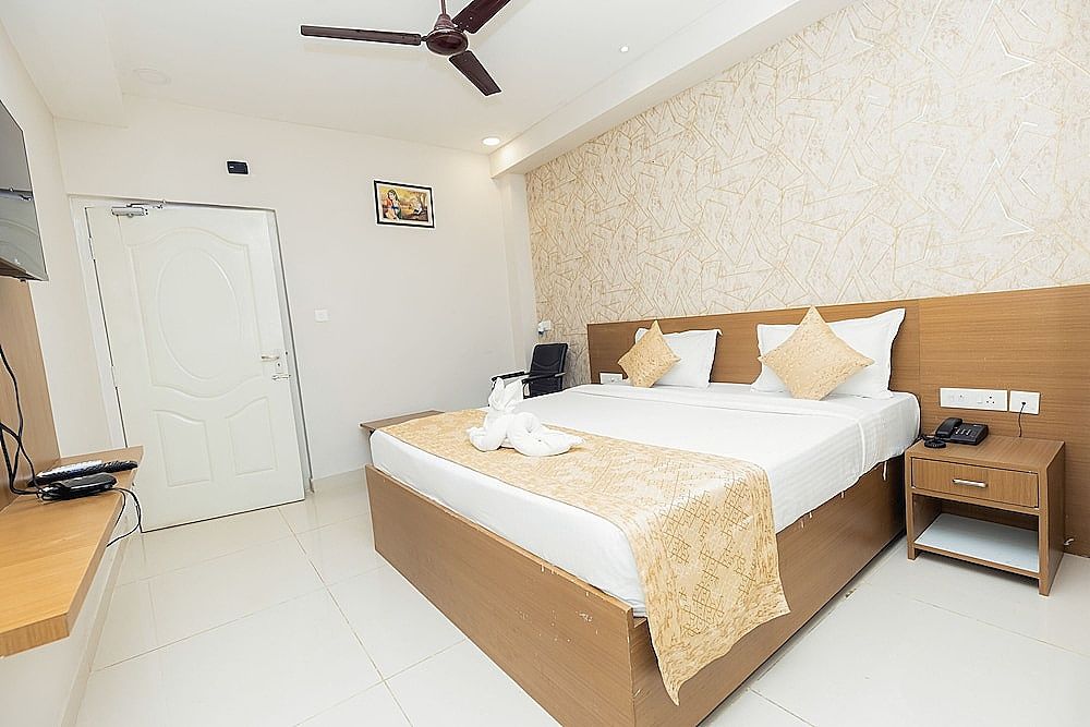 Rosewood Luxury Hotel Deluxe Studio 2