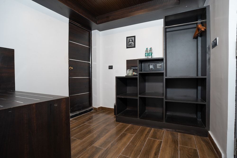 The West Gate Posada by Summit Deluxe Room 10