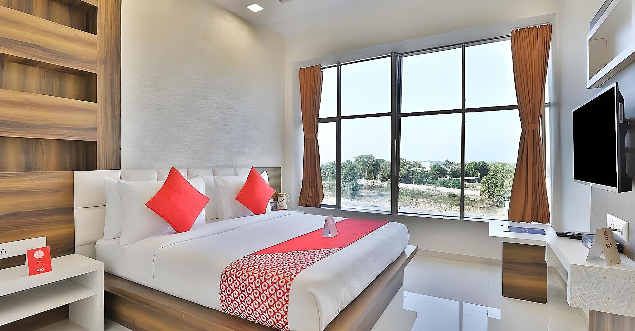 Executive Room