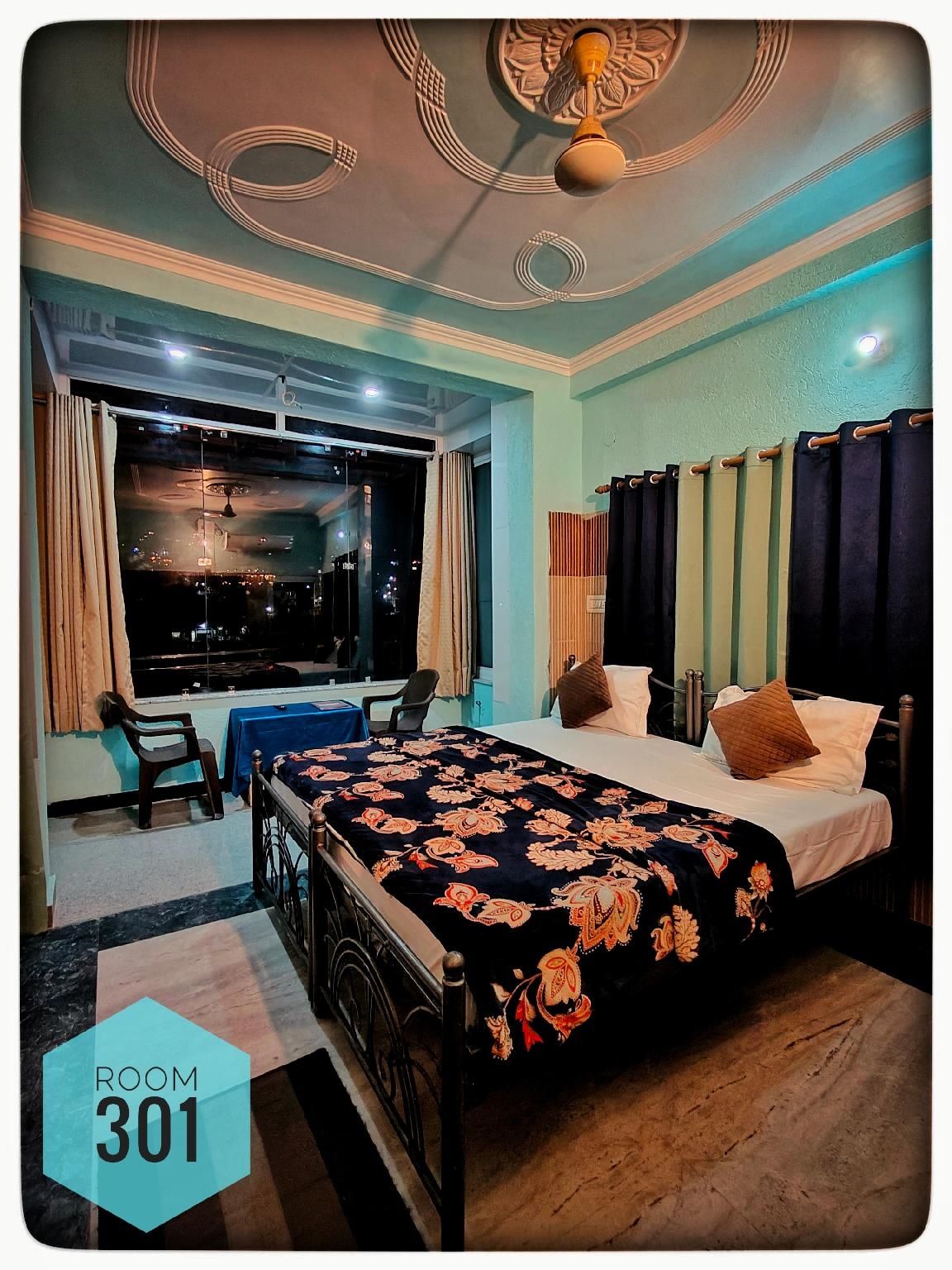 Ganga River View Room with Balcony