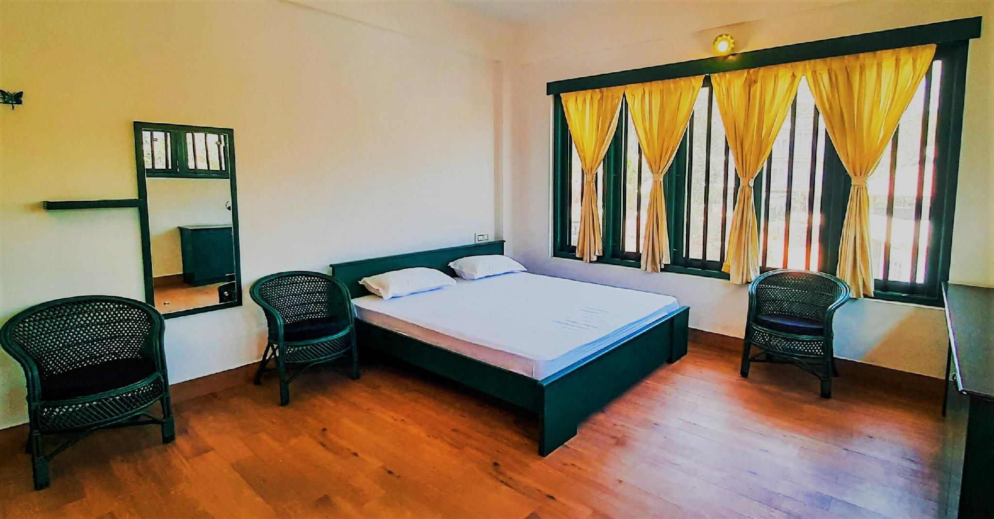 Standard Deluxe Room