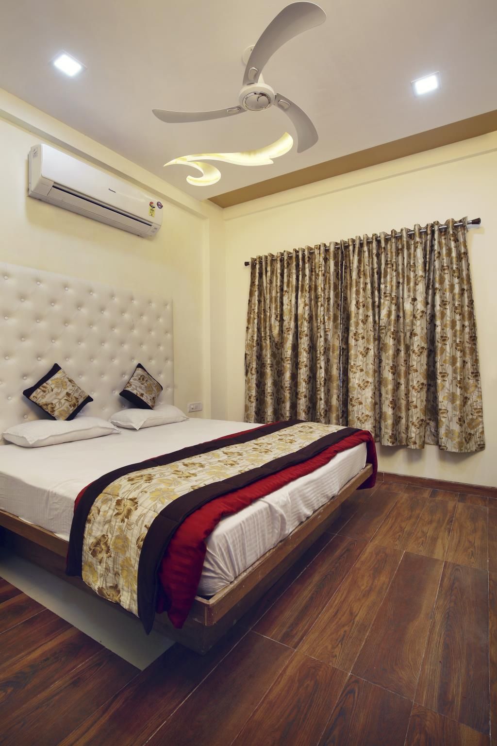 Hotel Girija Deluxe Non A/c 2