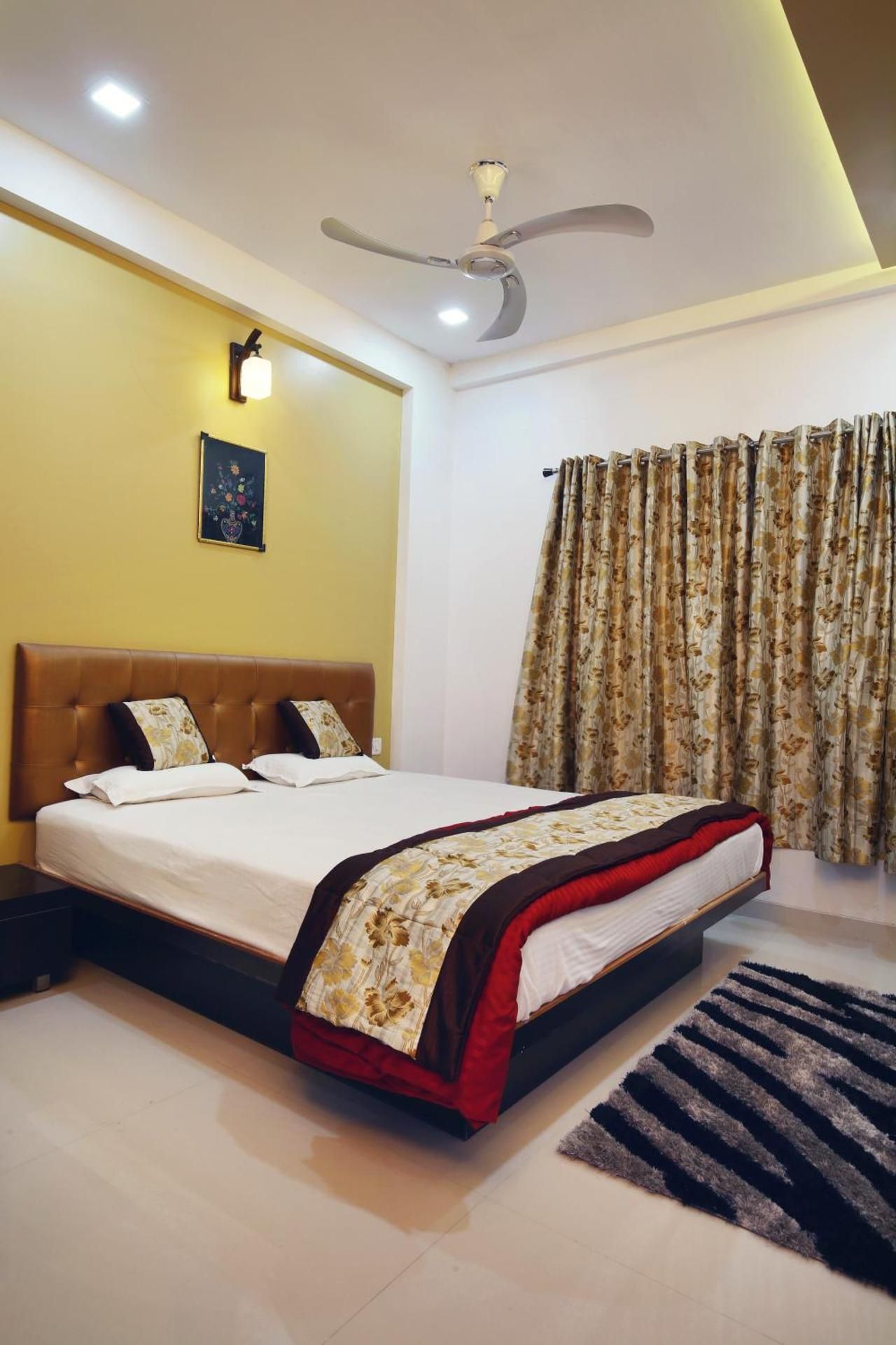 Hotel Girija Deluxe Non A/c 3