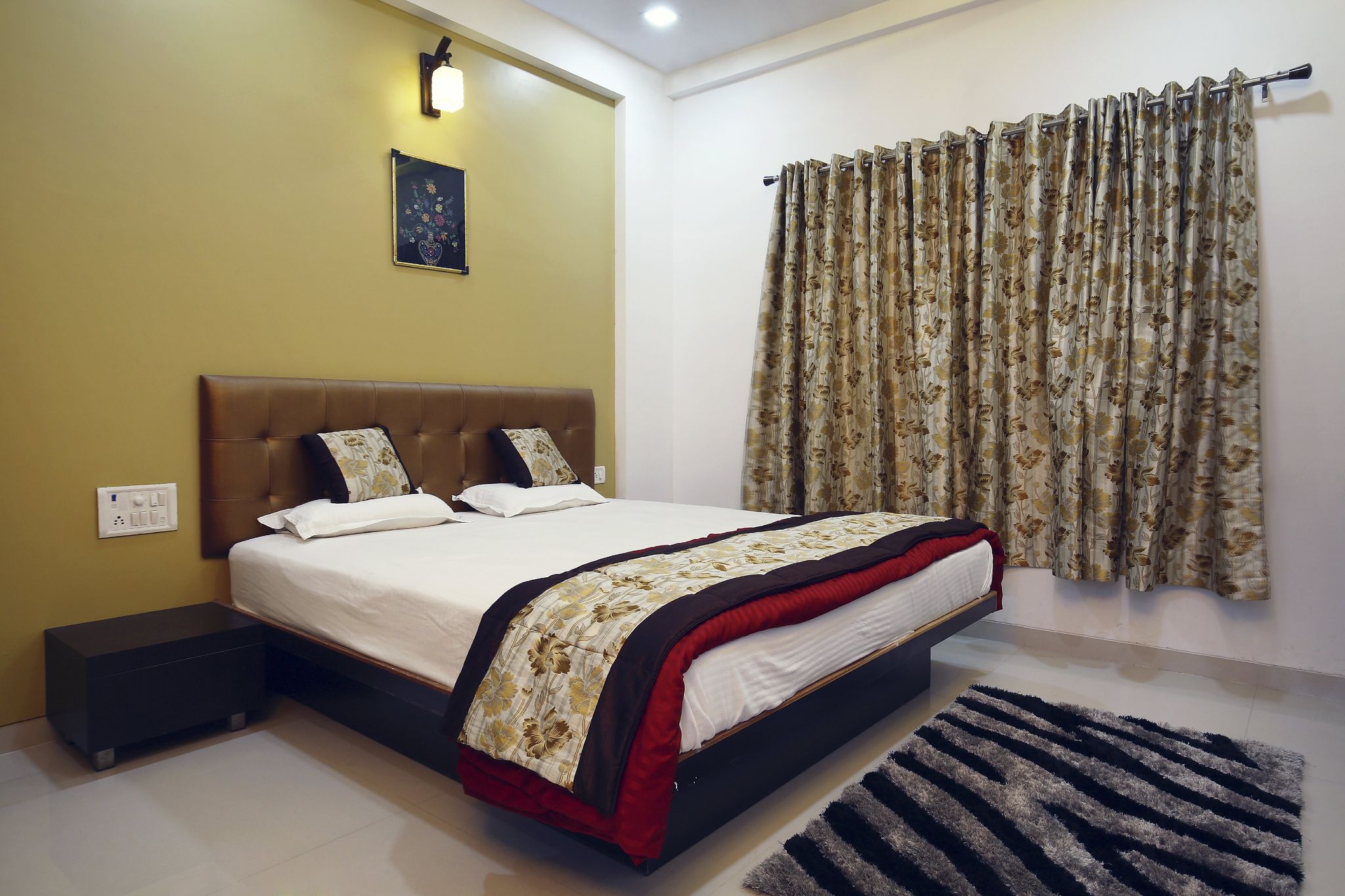 Hotel Girija Deluxe Non A/c 4