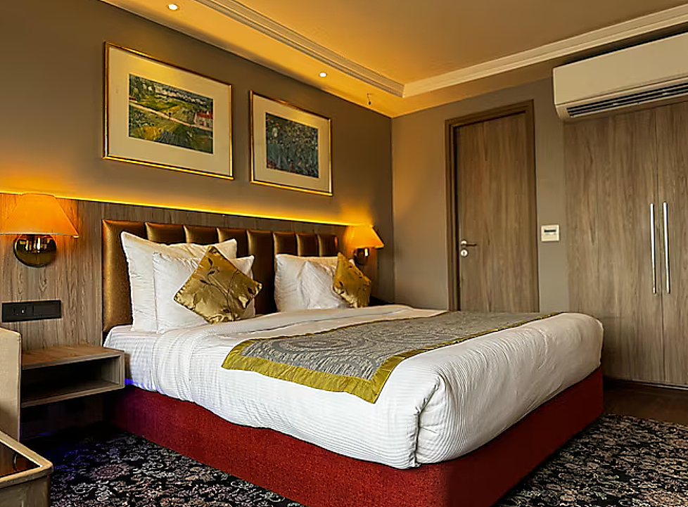 Superior Room Lake View