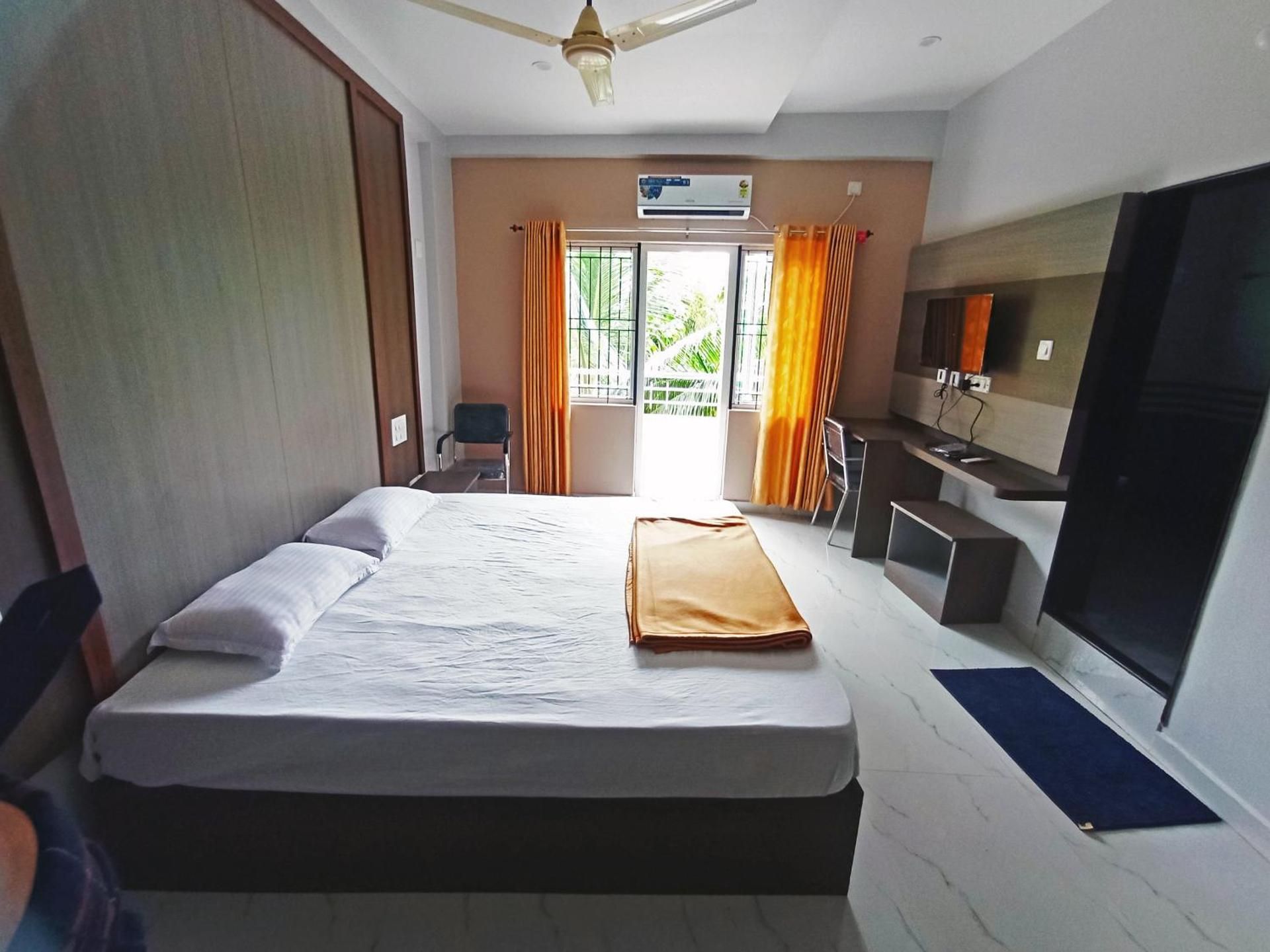 Quality Boarding an Lodging Deluxe Double Room 2