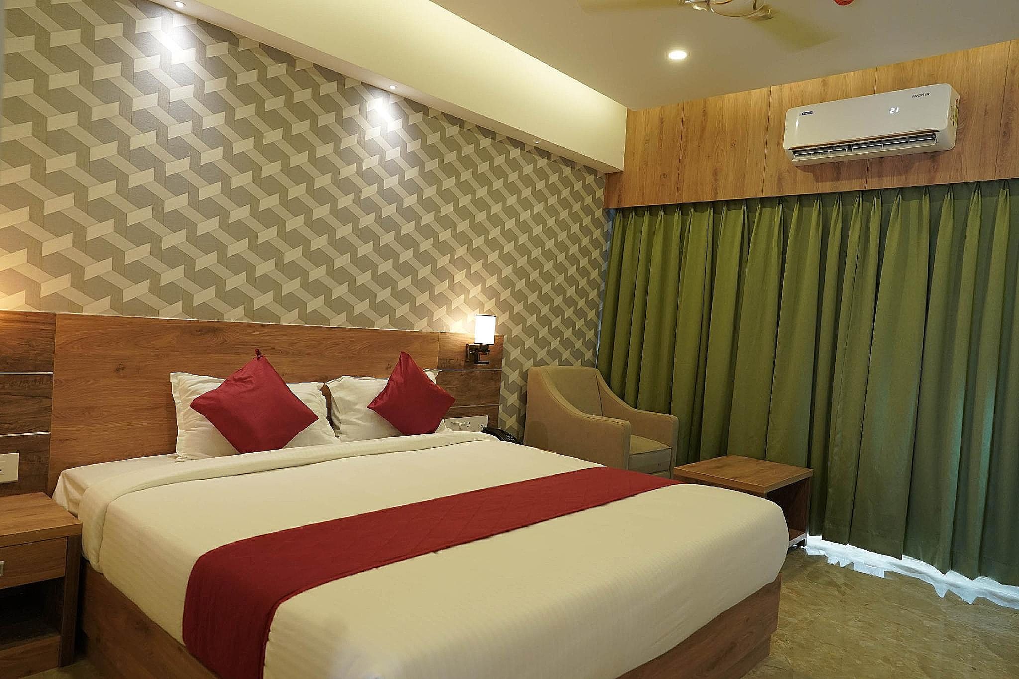 HOTEL VKJ INN Deluxe 4