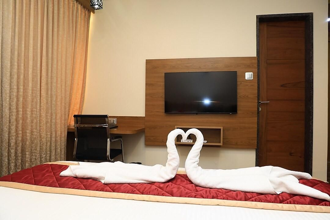 Deluxe Double or Twin