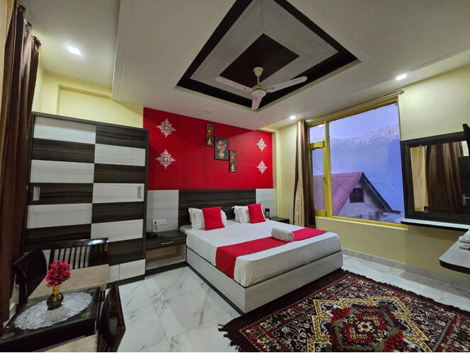 Super Deluxe Room with Mountain View