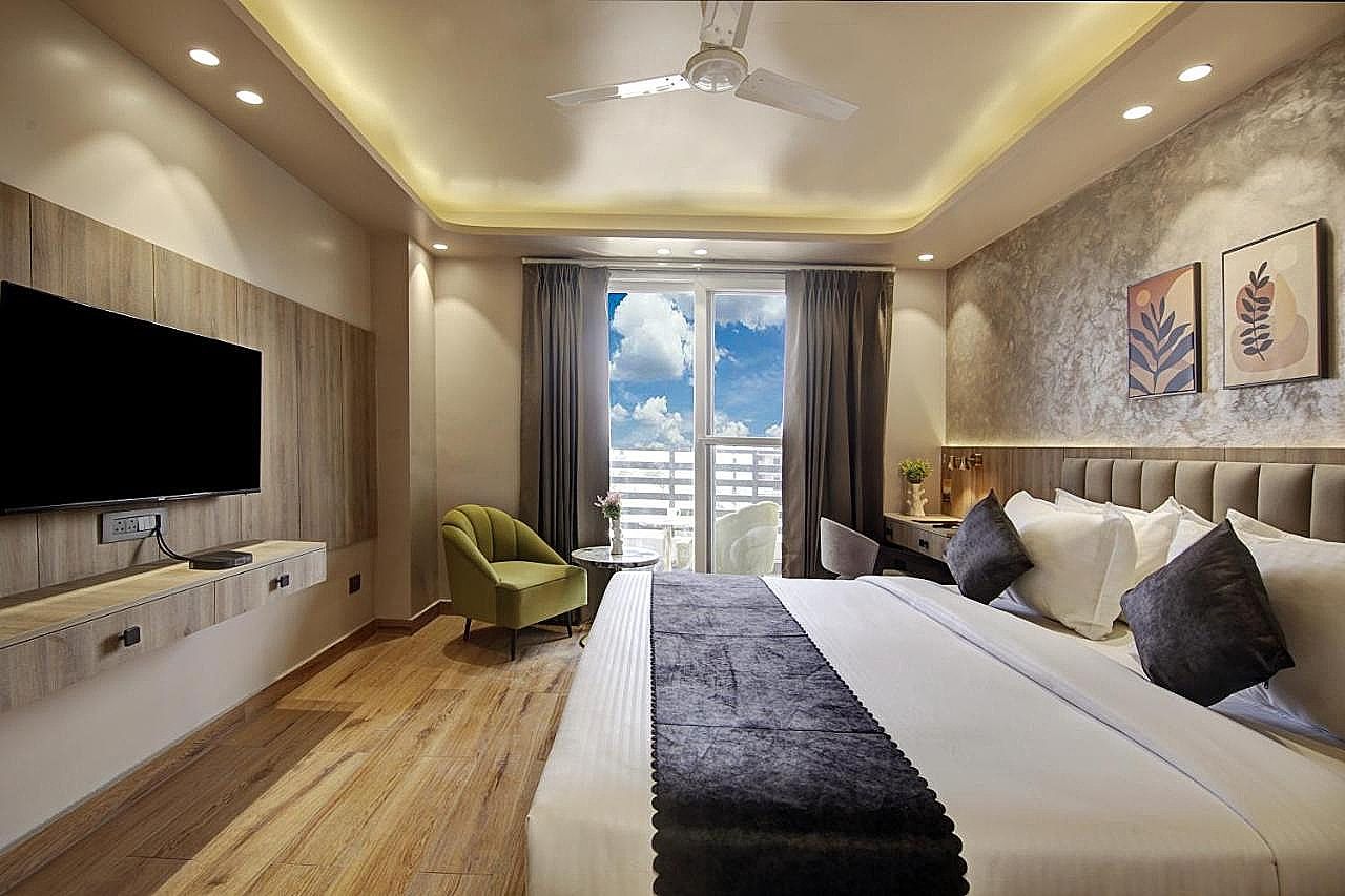 Deluxe Room with Balcony