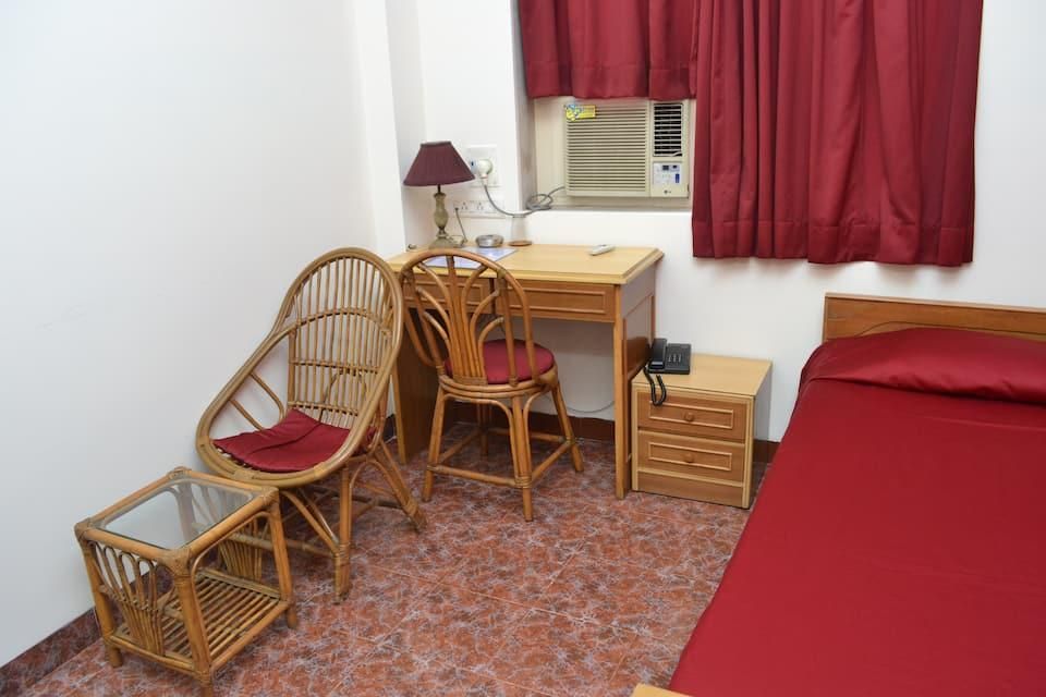 6306eb0b4a9dea54a0a6f31768867f38