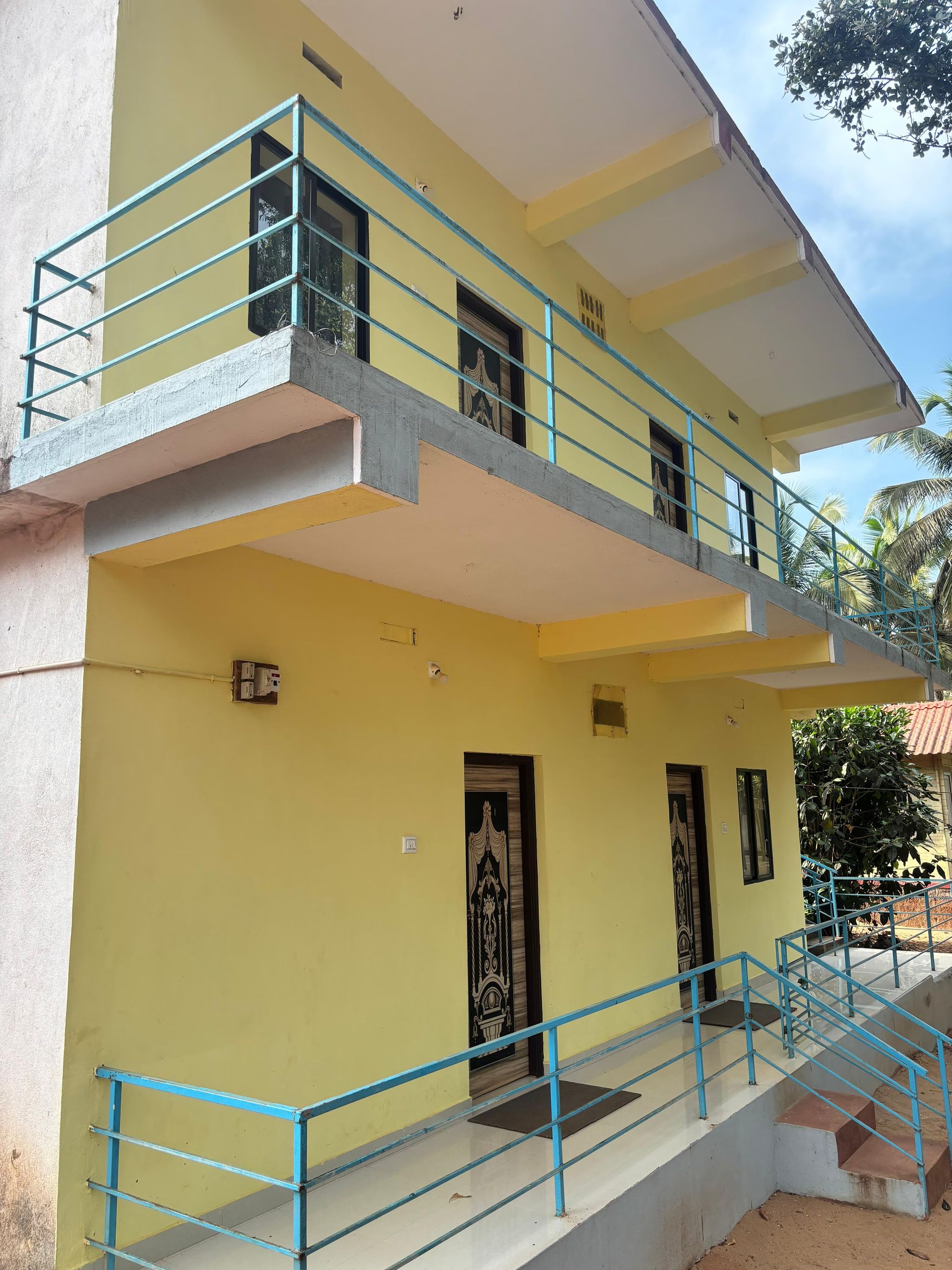 Famstel Gokarna - Beach Stay