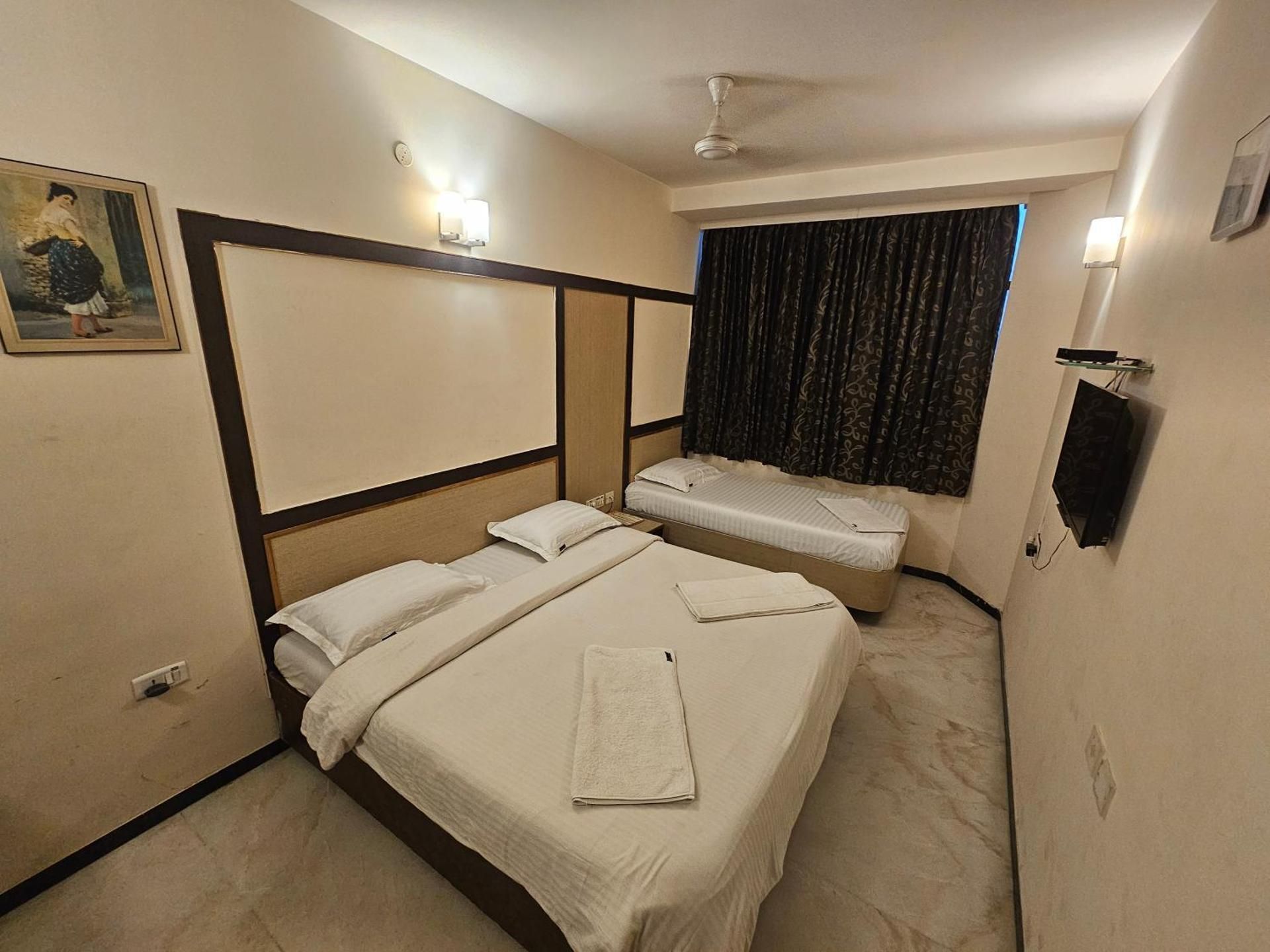 Hotel Merilin DELUXE AC 2