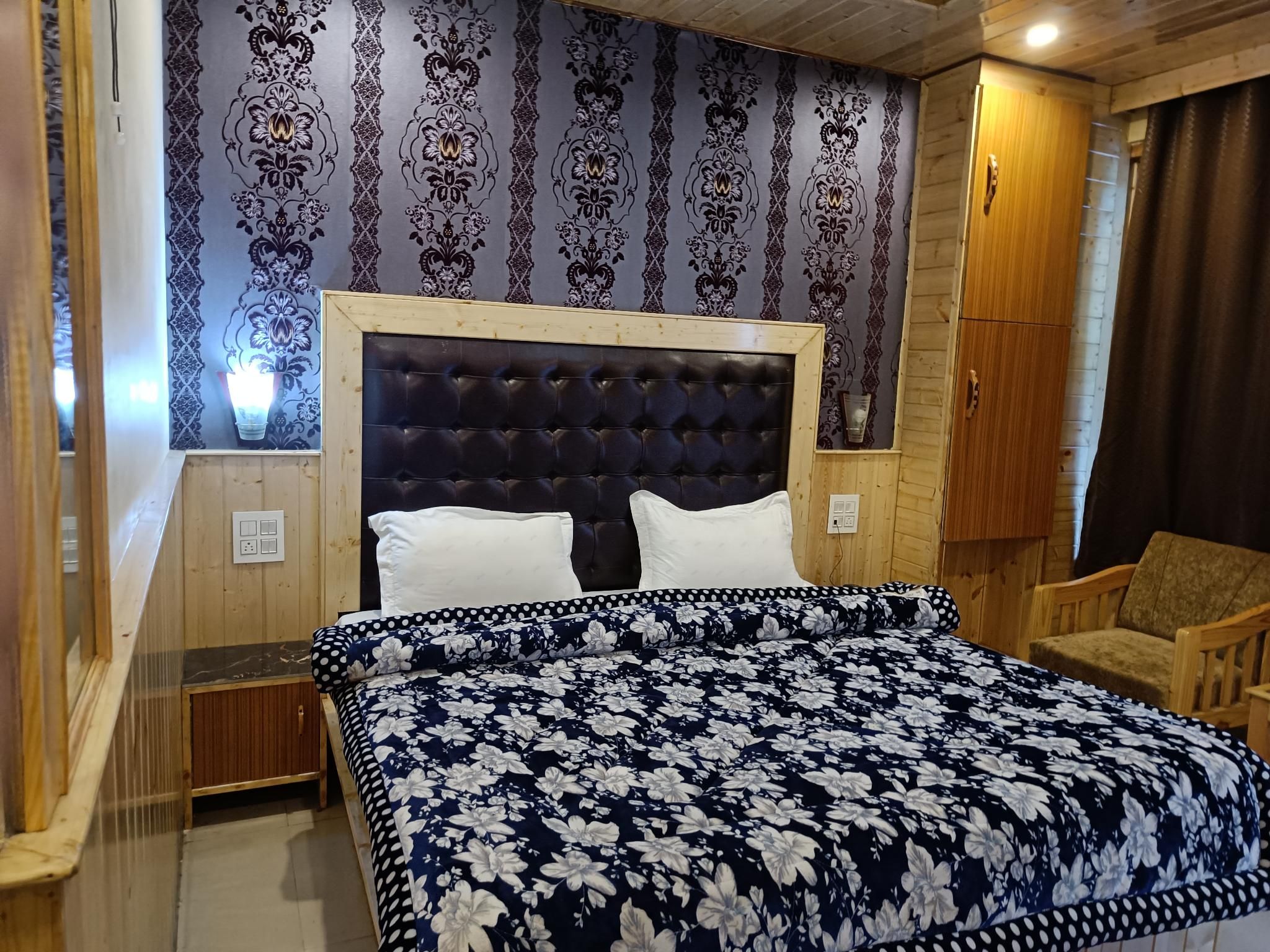 Deluxe Balcony