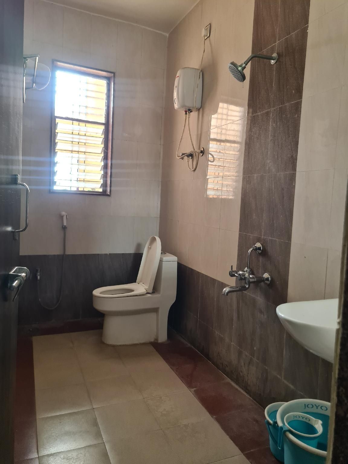 Hotel Swamiraj Executive Super Deluxe 6