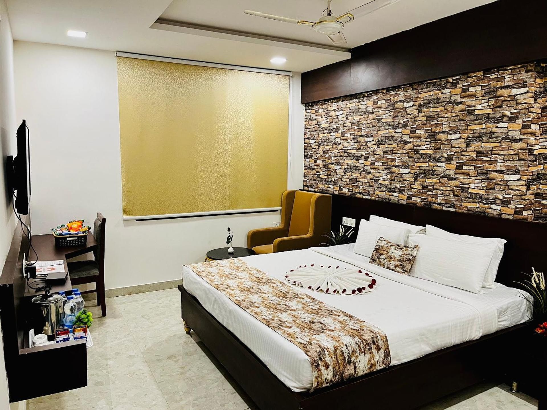 Superior King Room