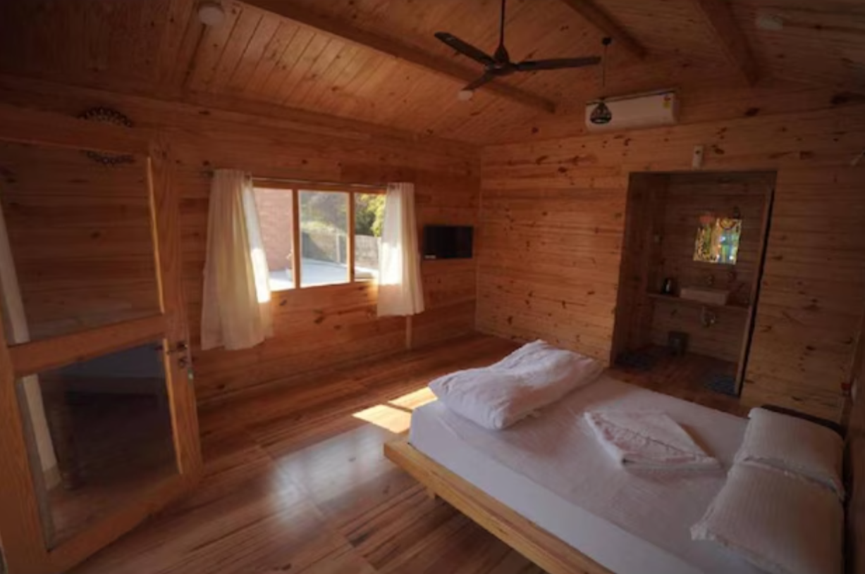 The Candlewood Resort Premium Russian wood 17