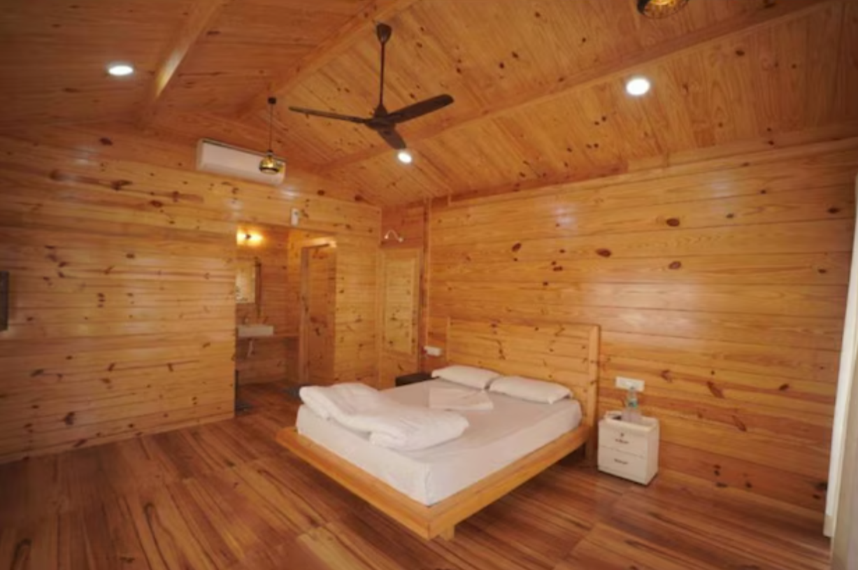 The Candlewood Resort Premium Russian wood 20