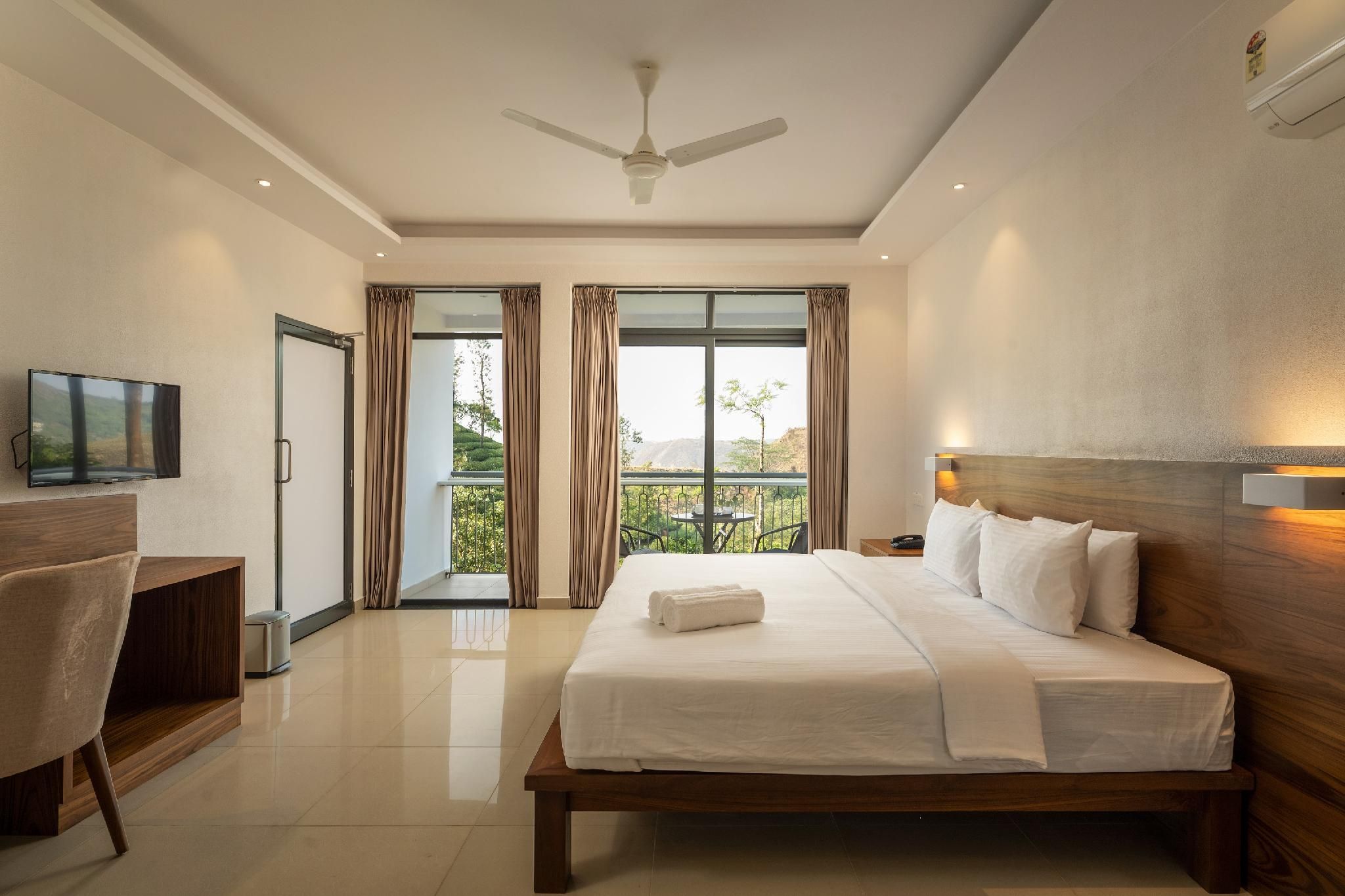 Superior Deluxe Double or Twin Room
