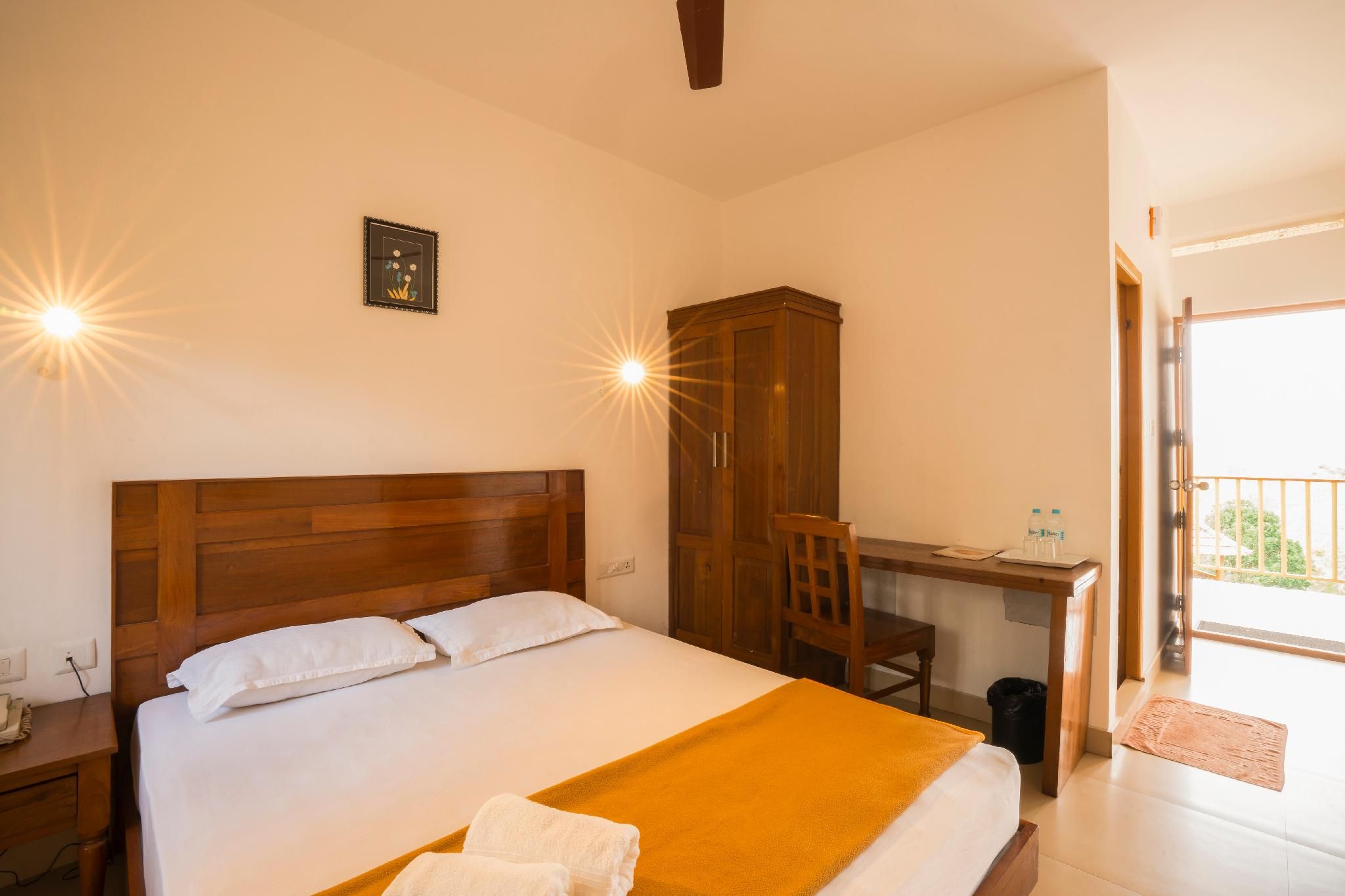 Economy Room